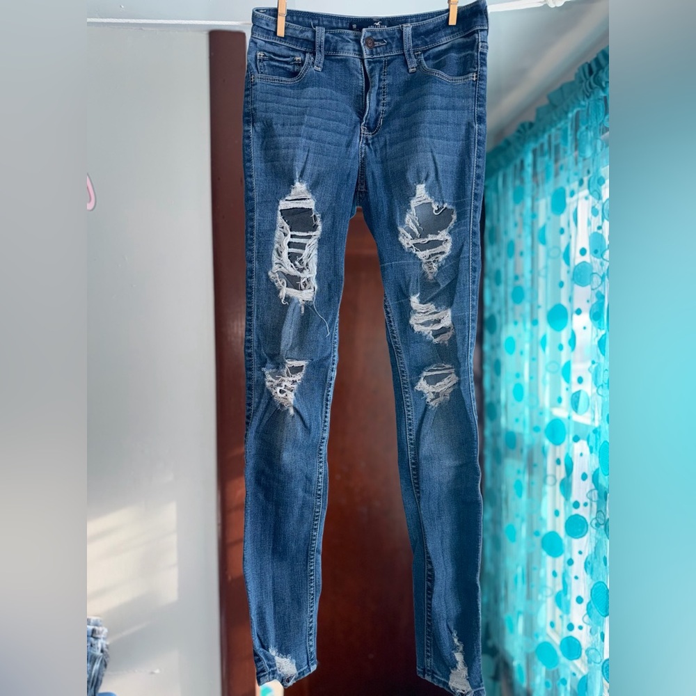 Hollister Women's Distressed Skinny Jeans - Dark Blue